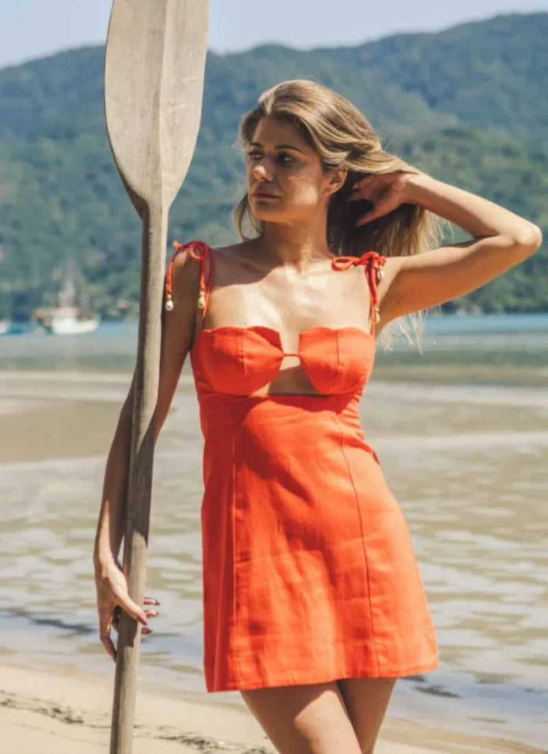 Vestido de Linho laranja-urucum Aurea