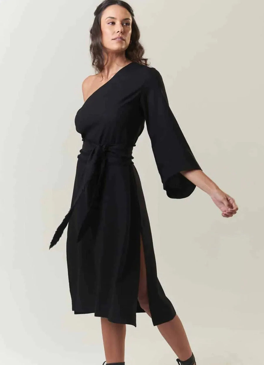 Vestido de linho preto Milena