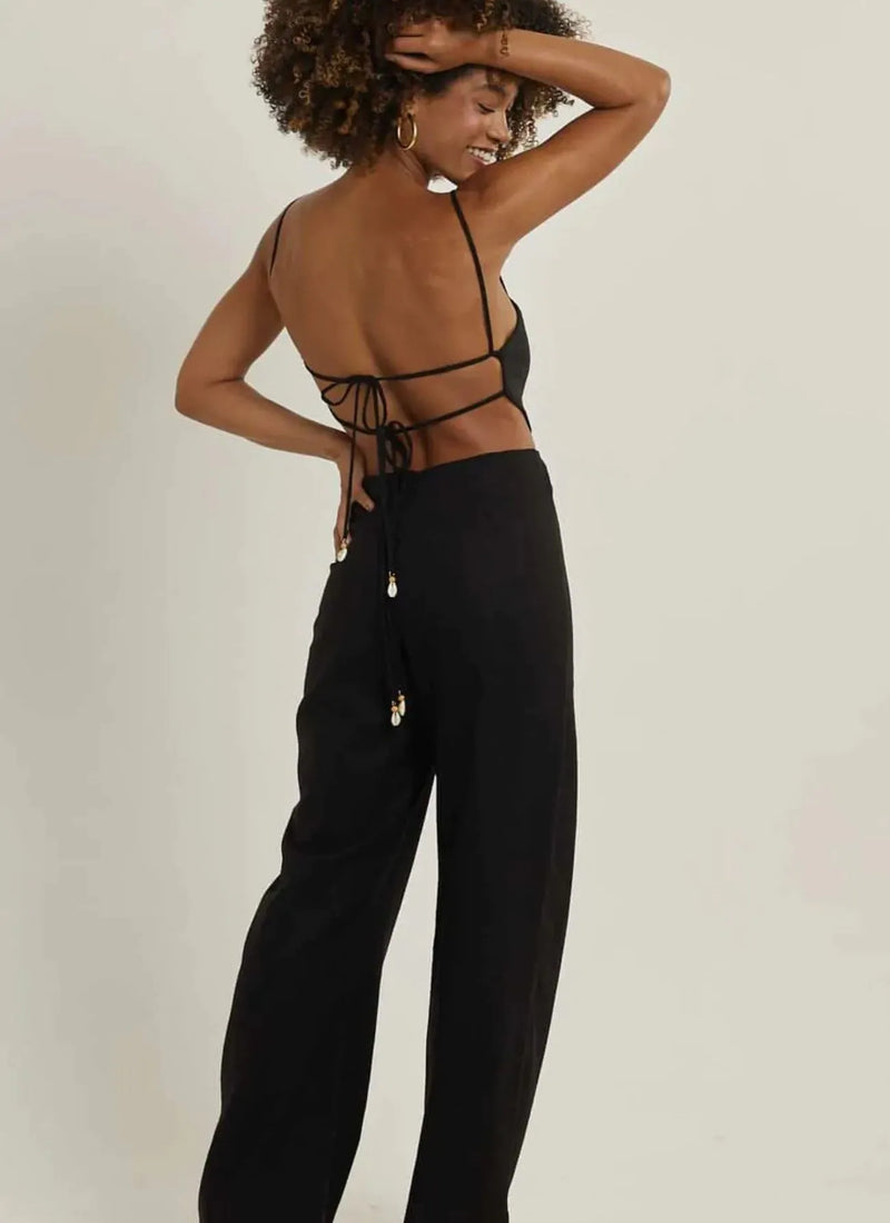 Macacão de linho preto Helena