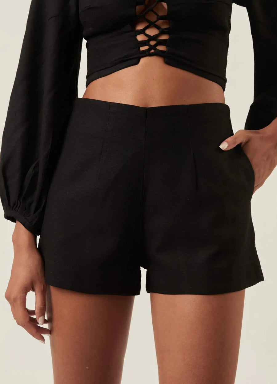 Short de linho preto Milena