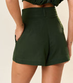 Short de linho verde-floresta Lari
