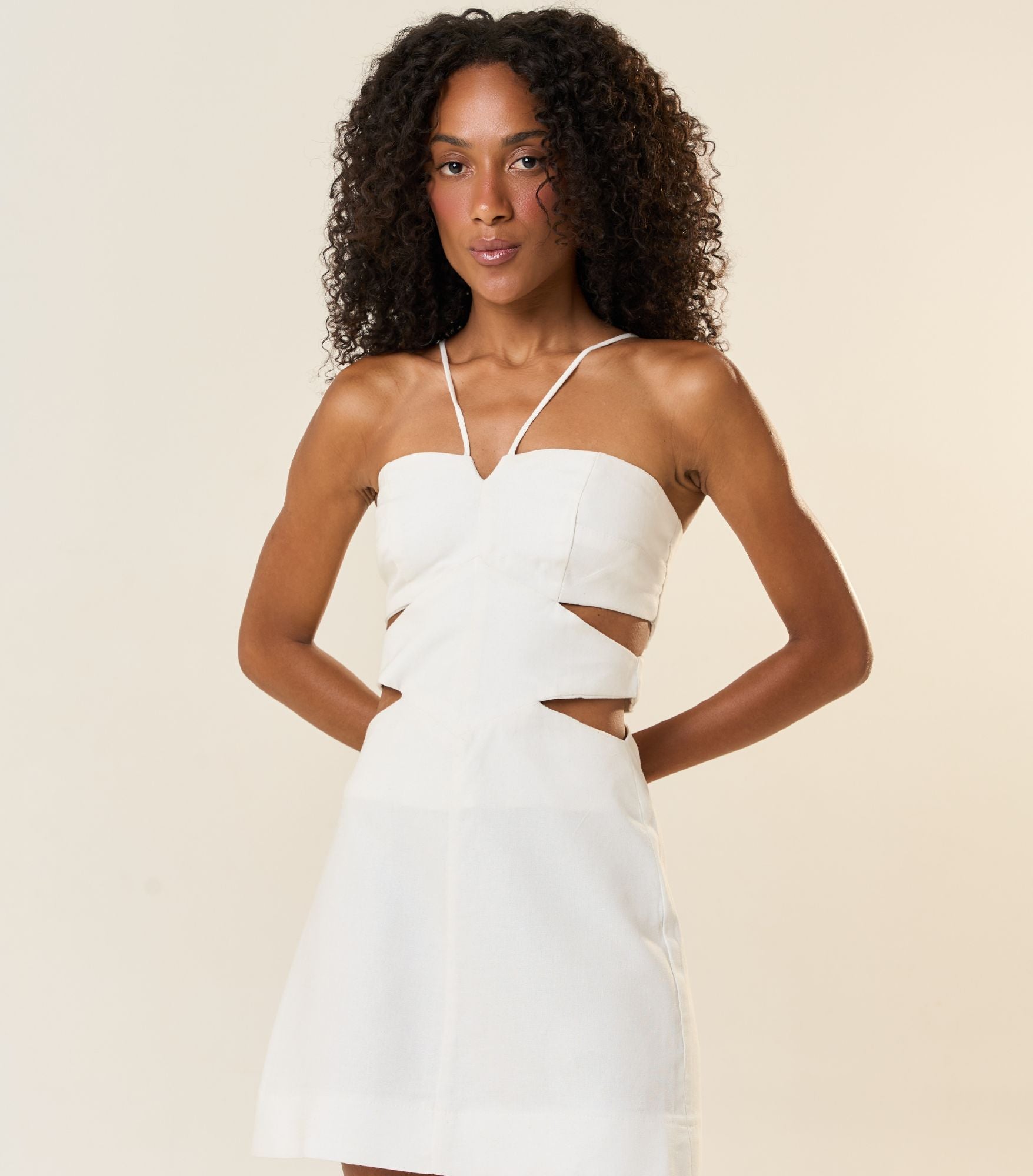Vestido de linho off-white Eva