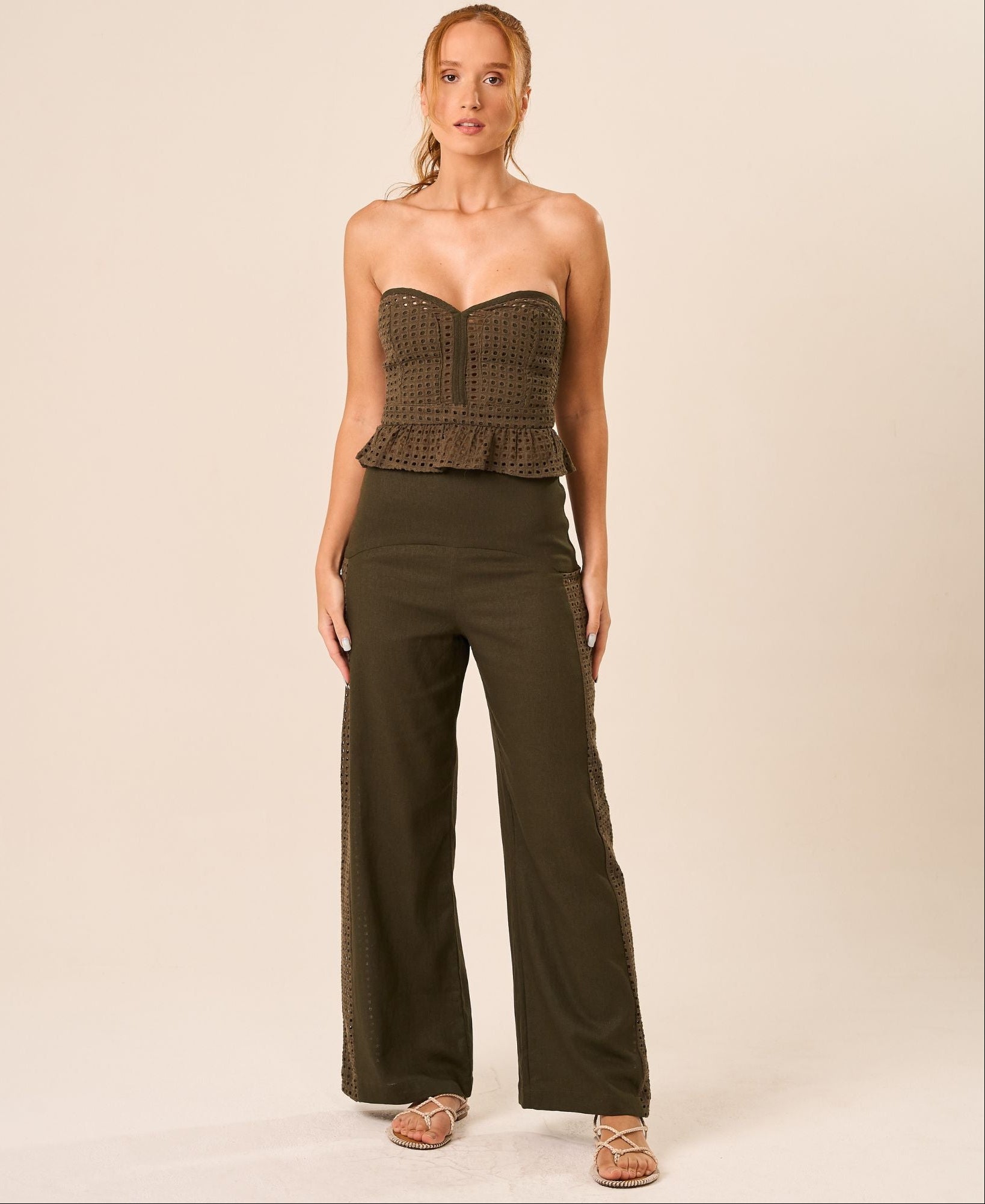 Calça de Linho com Laise Militar