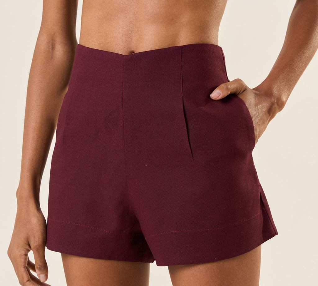 Short de linho jabuticaba Milena