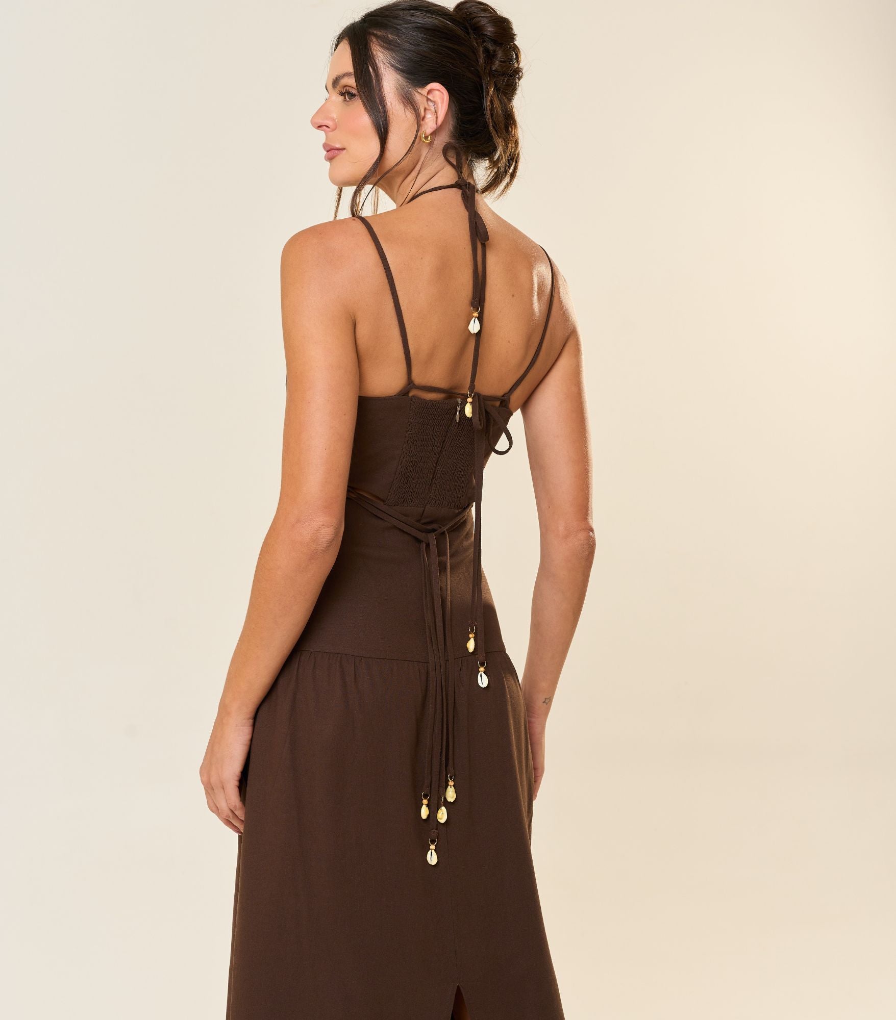 Vestido de Linho marrom-café Ale