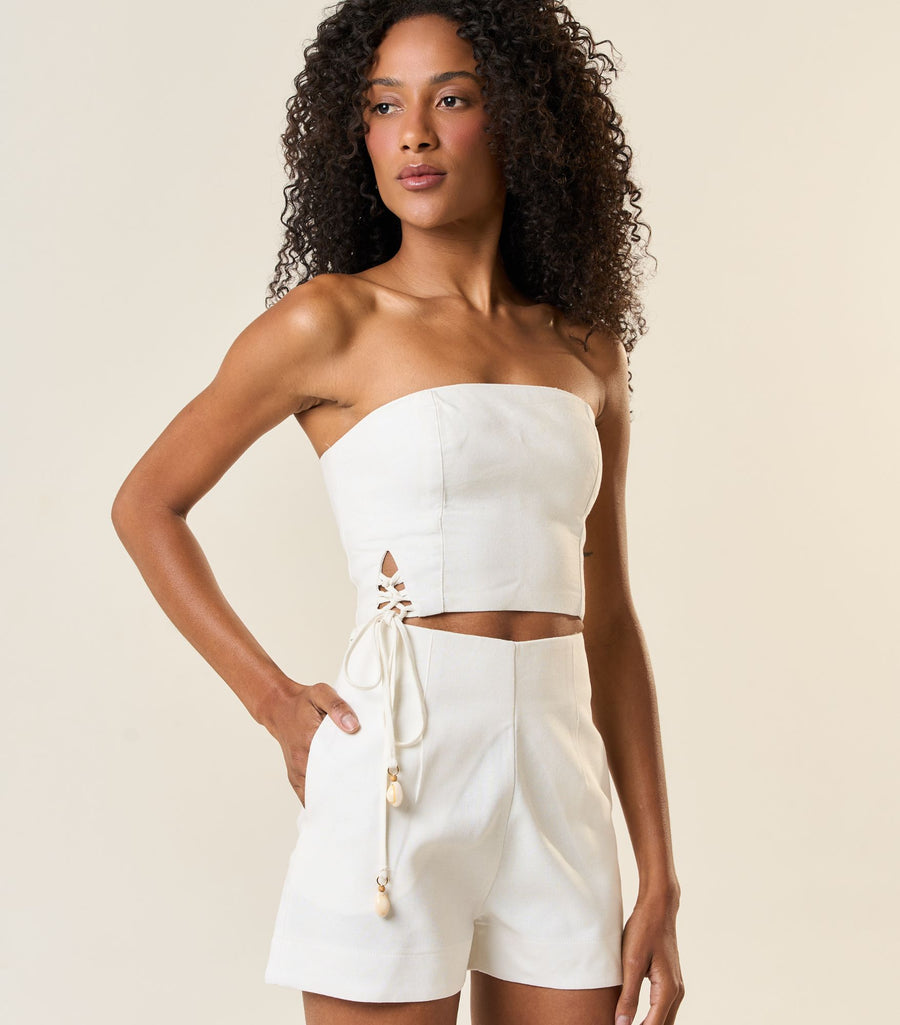 Short de linho off-white Milena